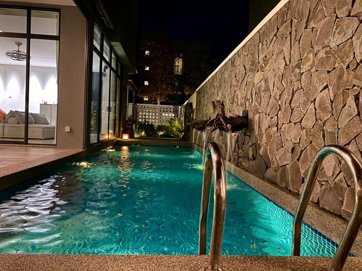 Ikiru 18 Private Saltwater Pool Villa, 3 Ensuite Br, Outdoor Bbq, 5 Mins To Beach Pantai Cenang  Zewnętrze zdjęcie