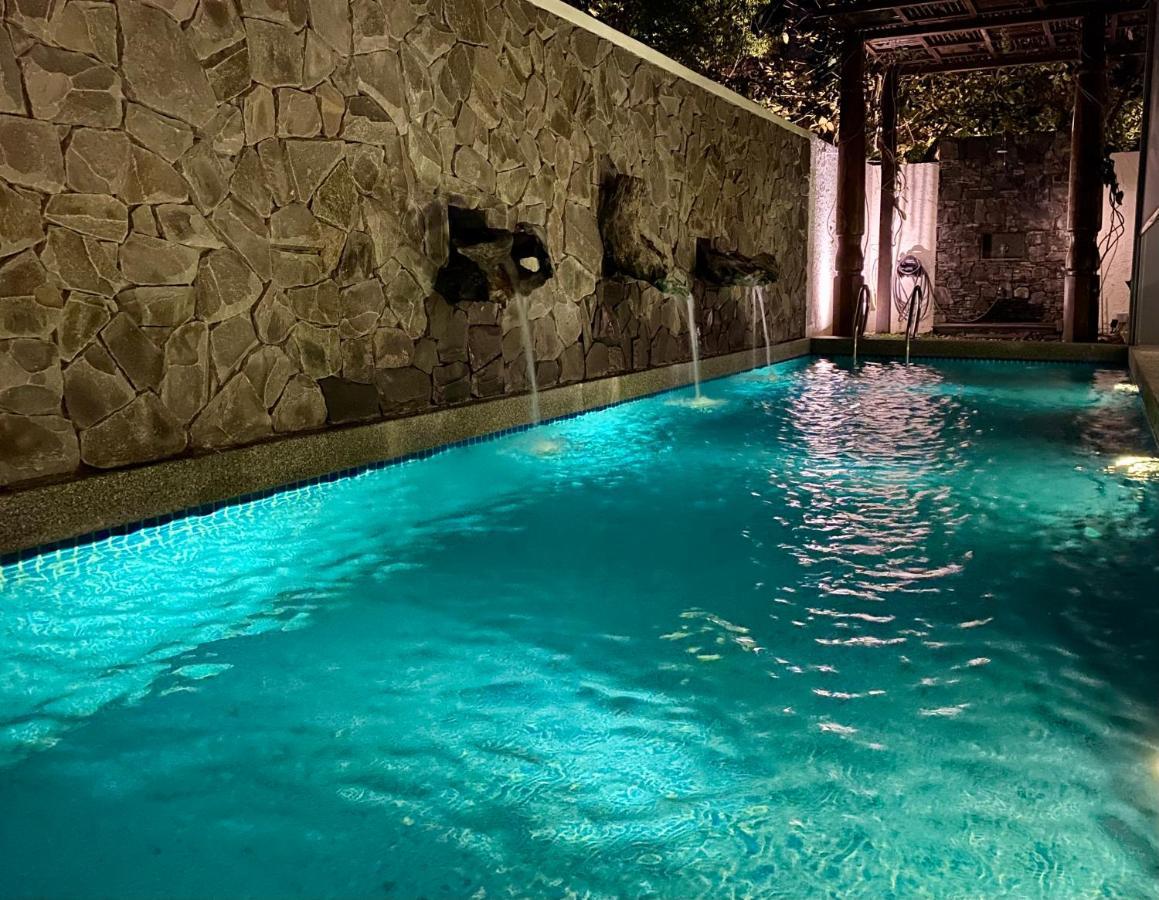Ikiru 18 Private Saltwater Pool Villa, 3 Ensuite Br, Outdoor Bbq, 5 Mins To Beach Pantai Cenang  Zewnętrze zdjęcie